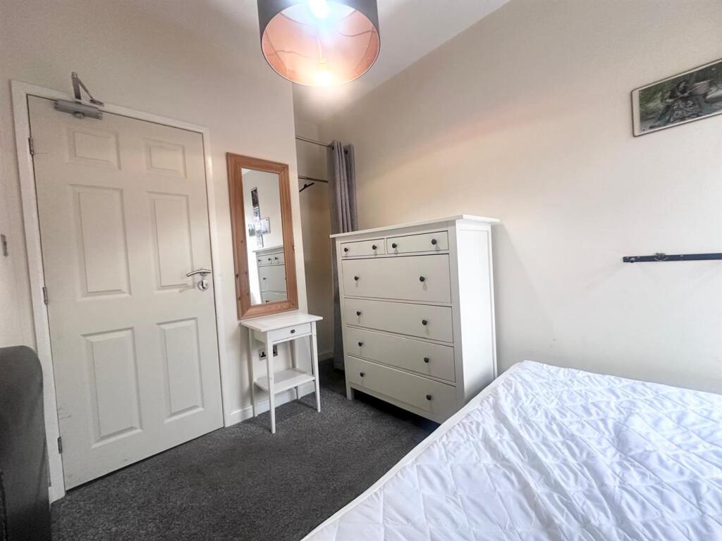 Hinton Street, Burnley photo 3