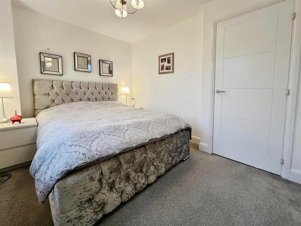 Additional image 19 of Brompton Drive, Bradford, BD10 0DW