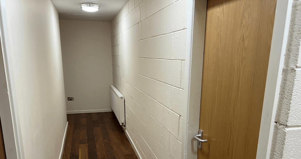 Additional image 4 of Blackburn, BB1