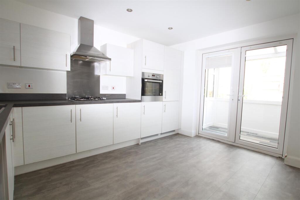 Additional image 2 of Dobson Rise, Apperley Bridge