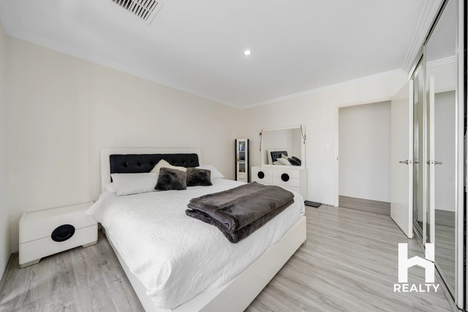 Additional image 16 of 48A Columbia Way, Beechboro WA 6063