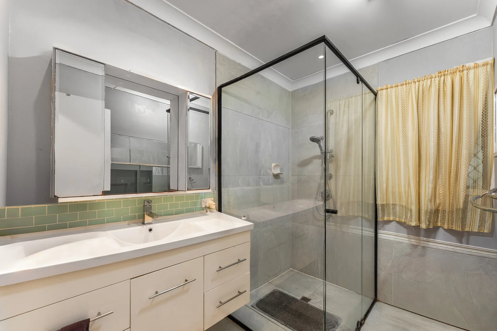 Additional image 9 of 173 Redbank Plains Road, Bellbird Park QLD 4300