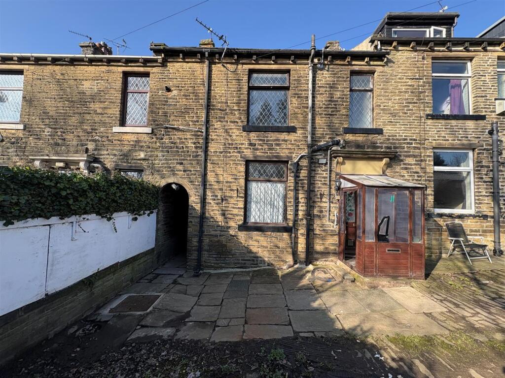 Chapel Terrace, Thornton, Bradford