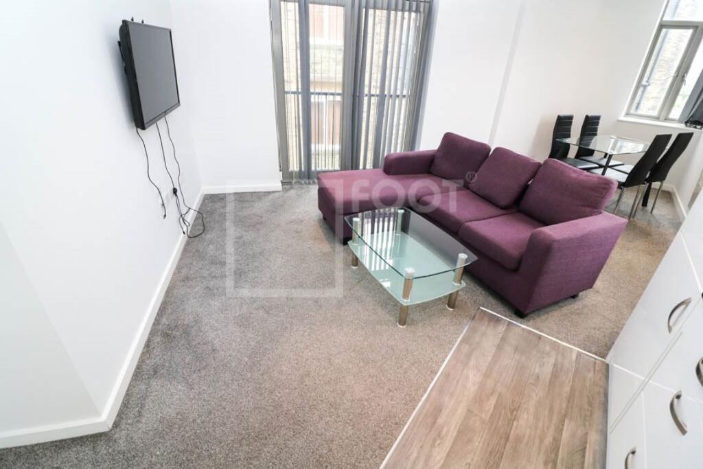 Grattan House,  Grattan Rd, BD1 2PG
