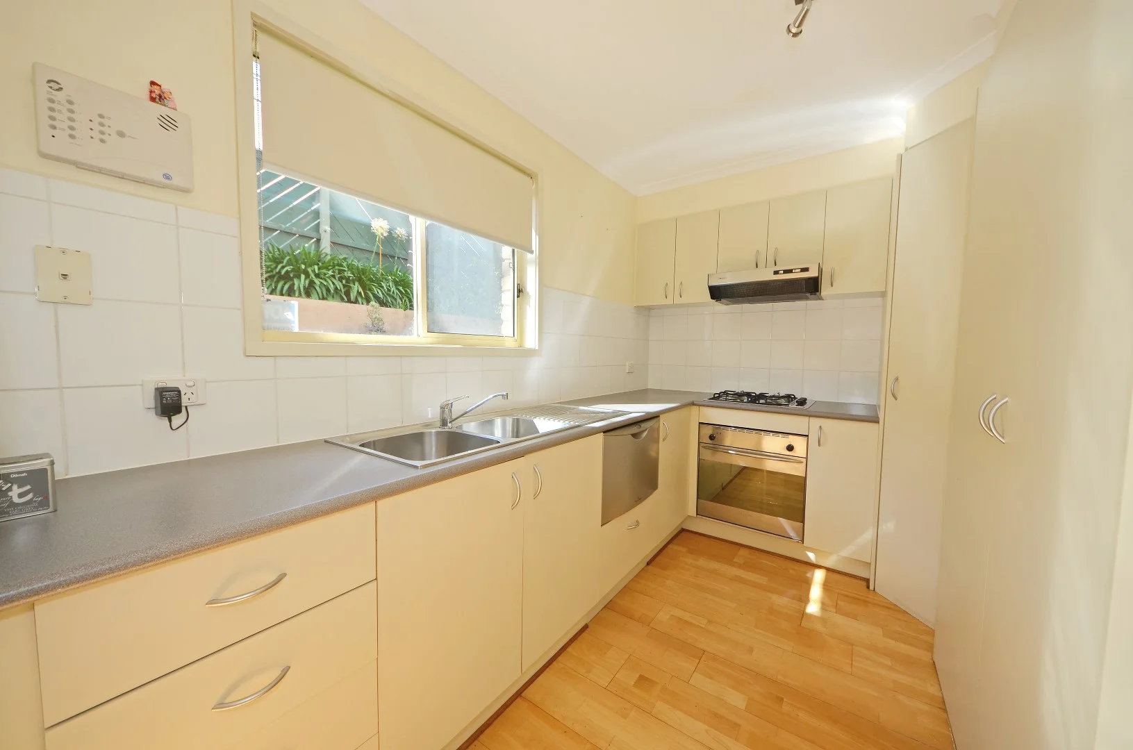 Additional image 4 of 27 Gateway Close, Chadstone VIC 3148