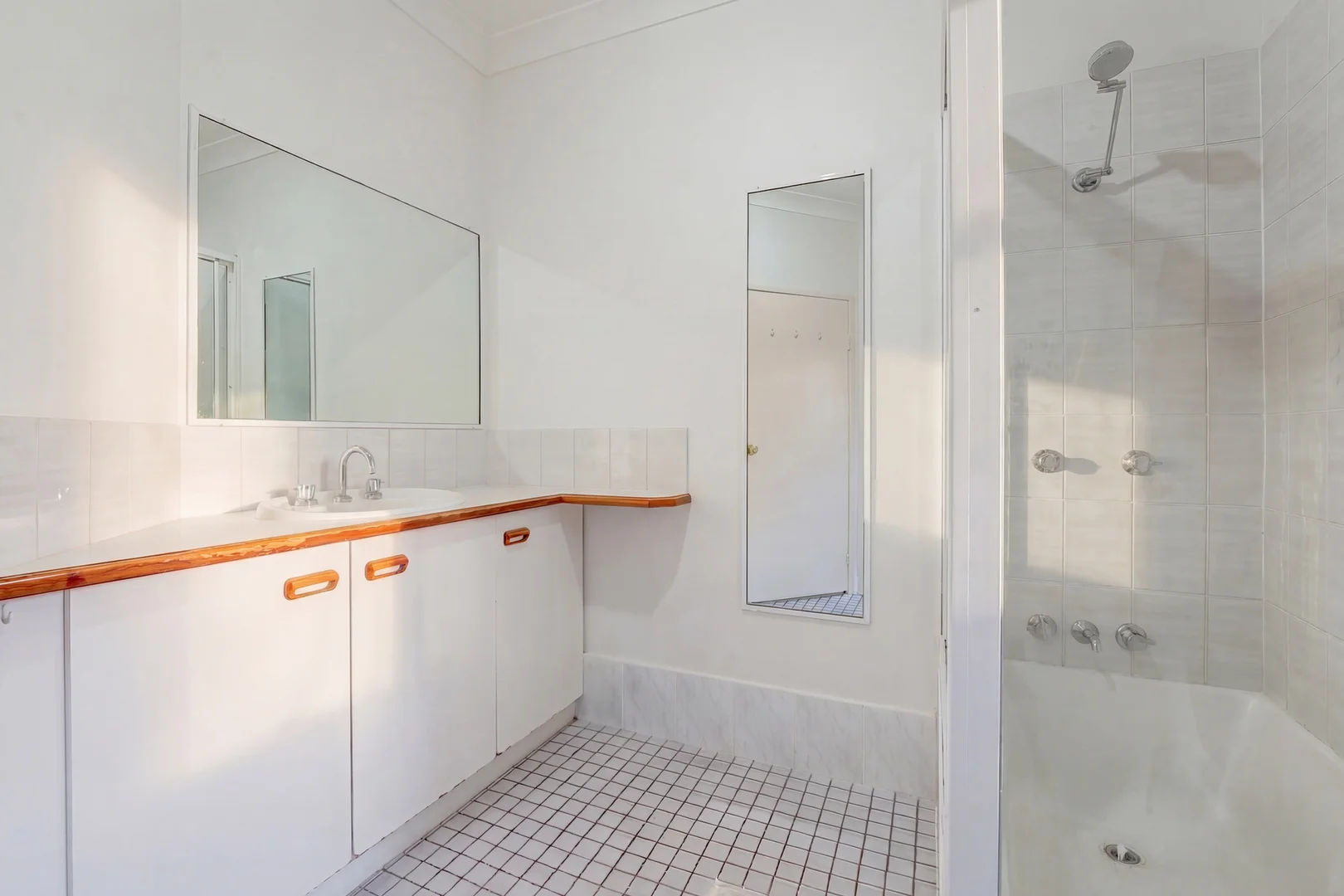 Additional image 16 of 6/30-32 Springfield Crescent, Manoora QLD 4870