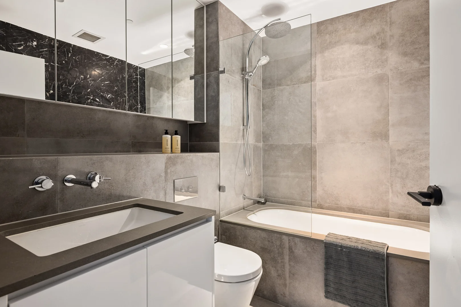 Additional image 18 of 705/46-48 Riley Street, Woolloomooloo NSW 2011