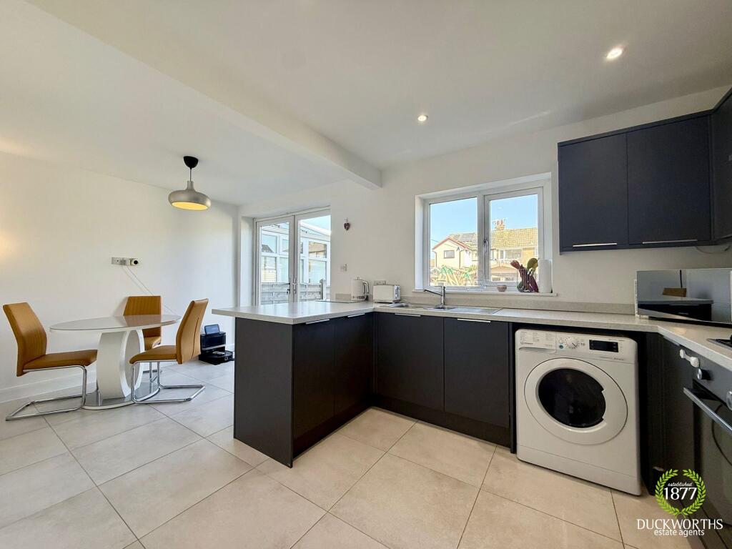 Gloucester Road, Rishton, BB1 photo 3