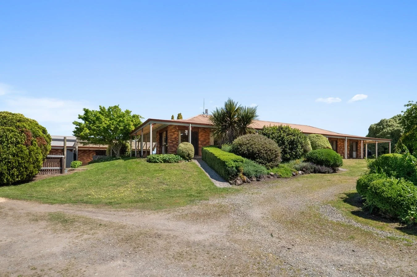 230 Holden Road, Silvan VIC 3795