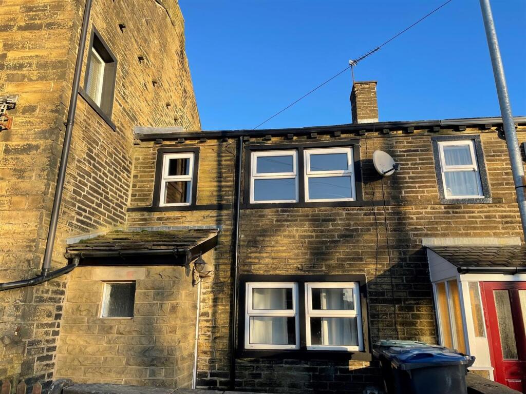 Hill Top Road, Thornton
