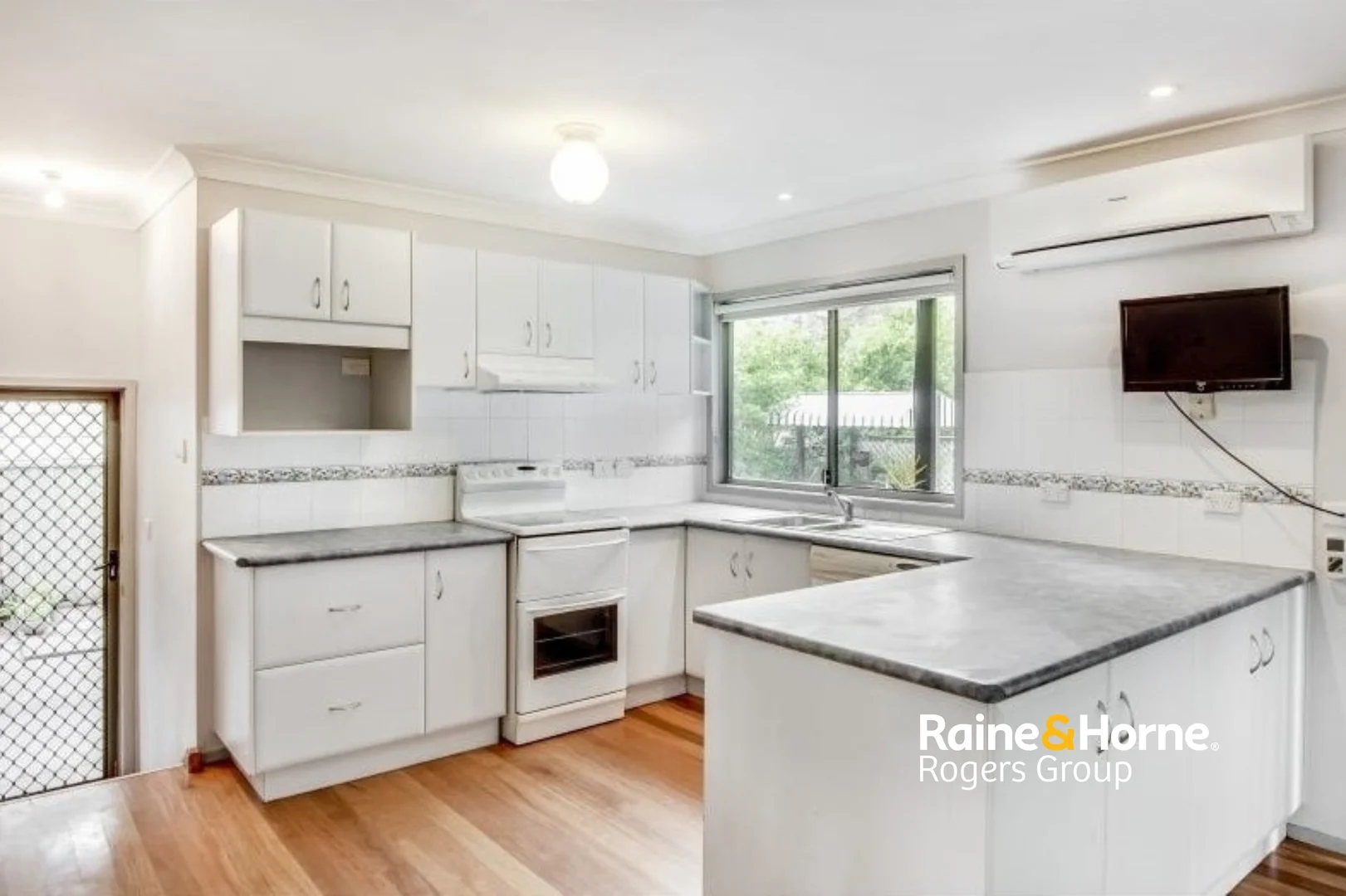 Additional image 2 of 10 Regent Street, Buff Point NSW 2262