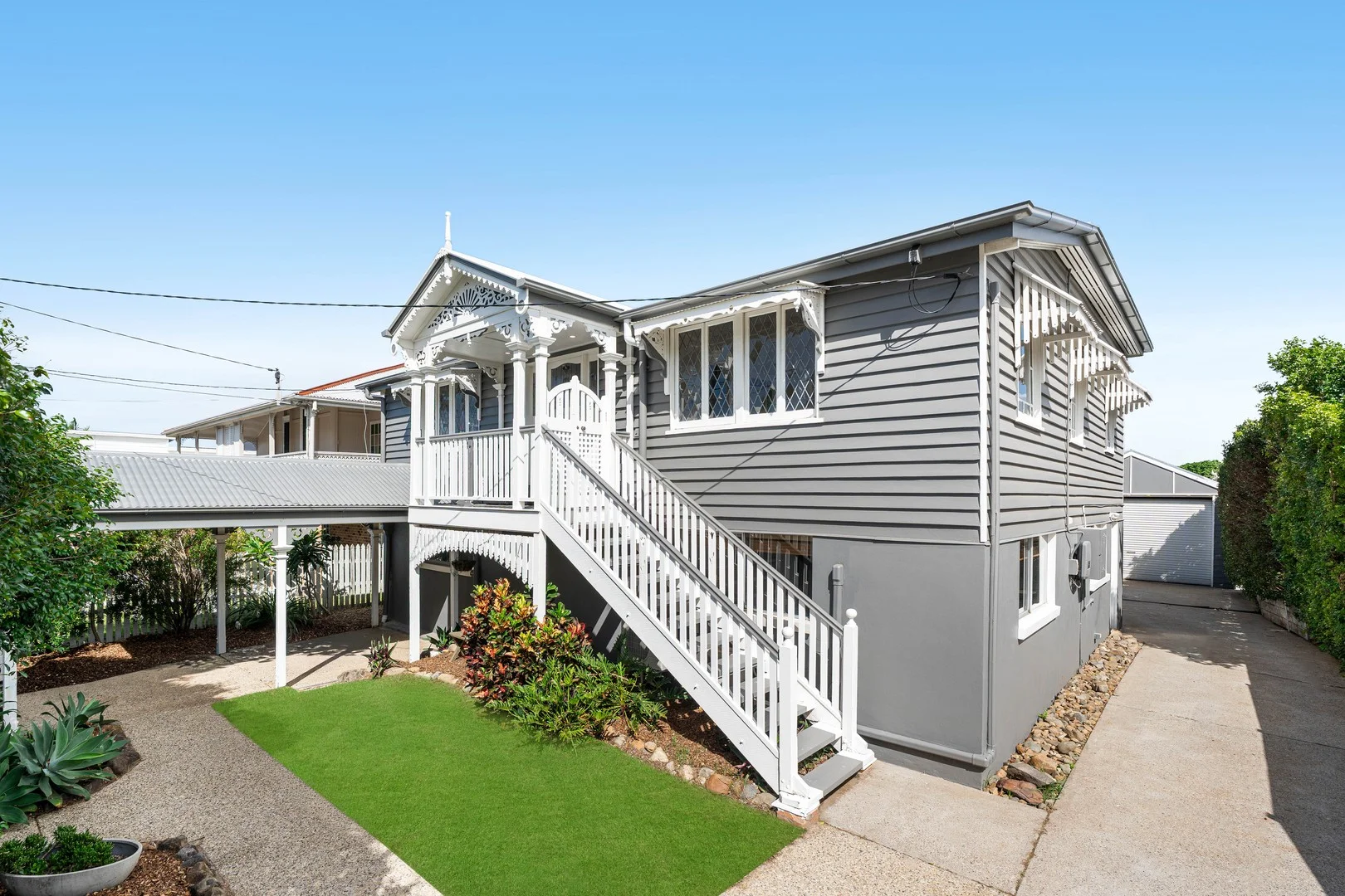 84 Glenora Street, Wynnum QLD 4178