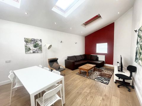 Greenbank Avenue, Plymouth PL4