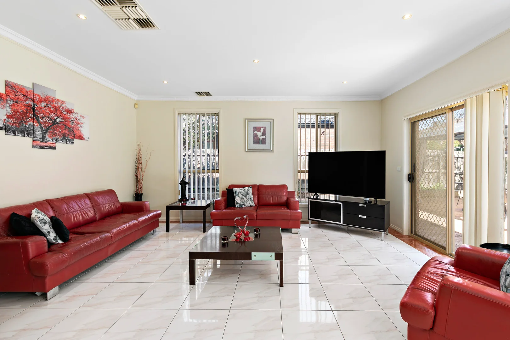 Additional image 5 of 15 Cardinal Road, Oak Park VIC 3046