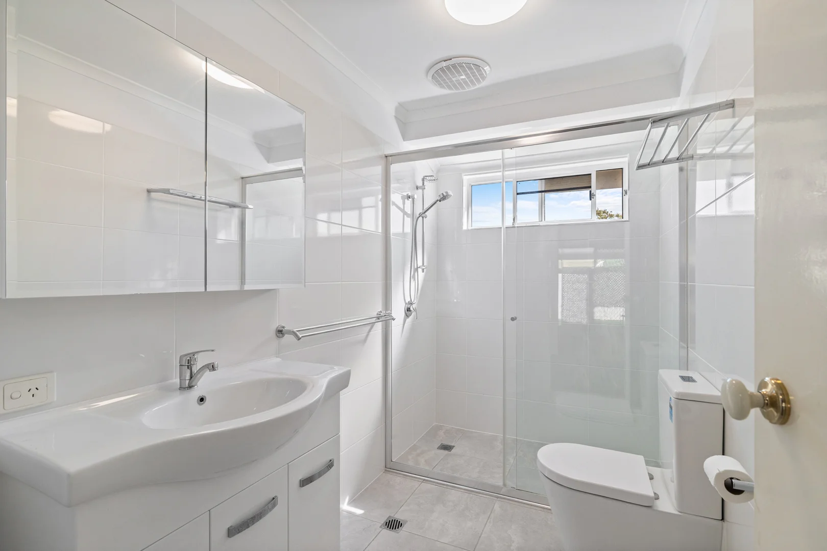 Additional image 8 of 4/46 Pittwin Road South, Capalaba QLD 4157