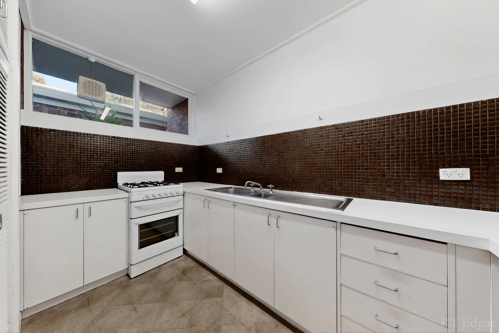 Additional image 4 of 17/28-36 James Street, Box Hill VIC 3128