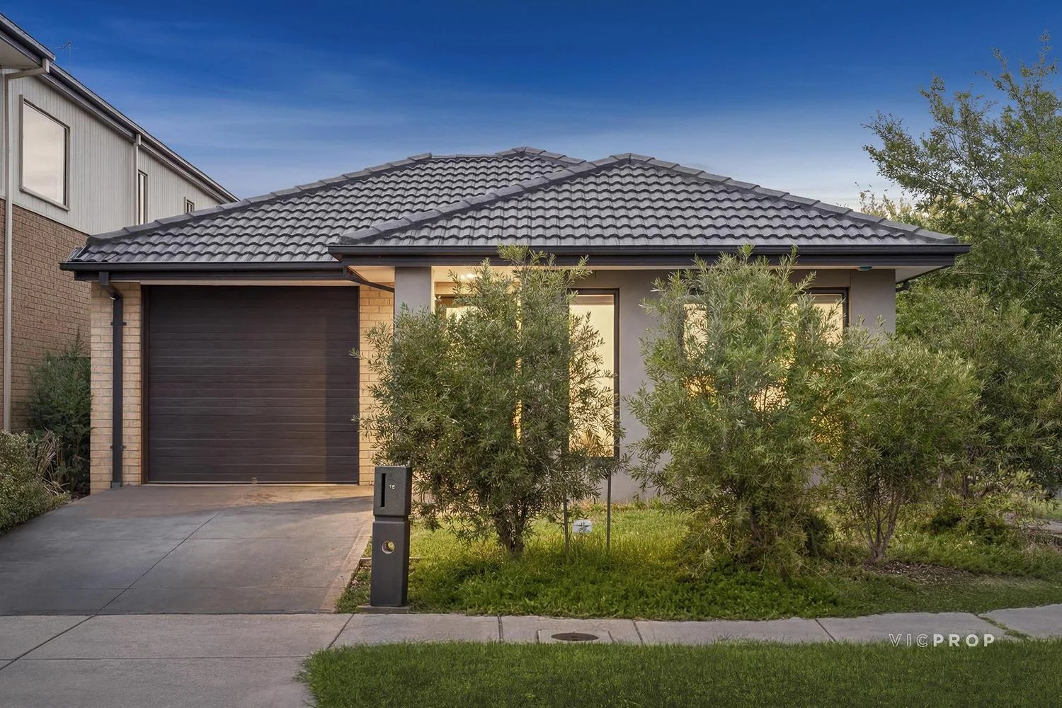 15 Dingo Street, Point Cook VIC 3030