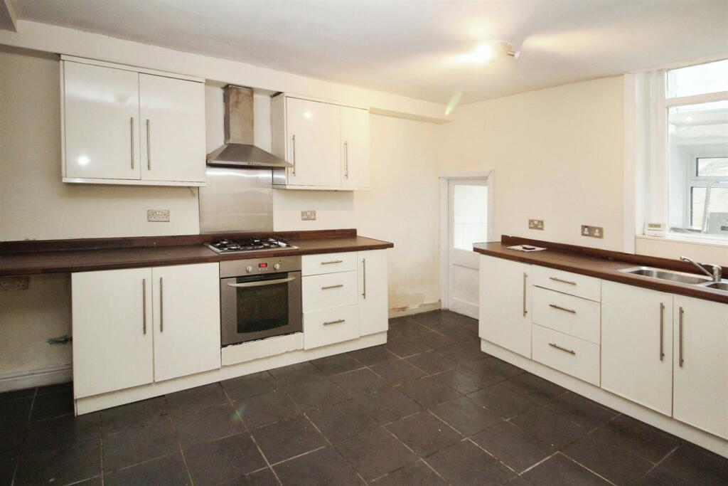 Additional image 3 of Bolton Lane, Bradford BD2 4AA