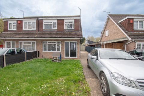 Huggett Close, Rushey Mead LE4