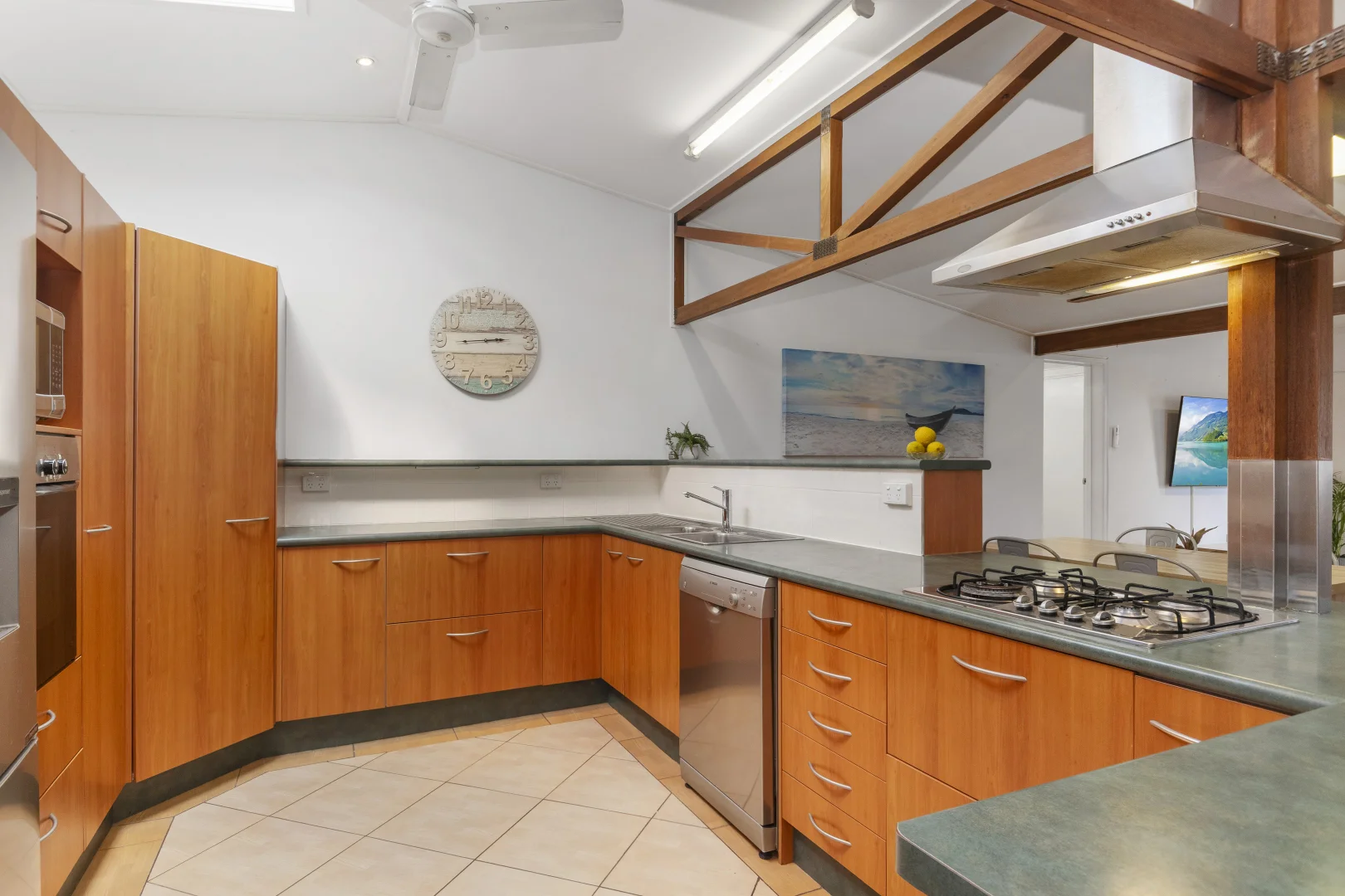 Additional image 3 of 19 Allamanda Crescent, Annandale QLD 4814