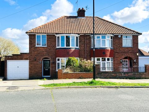 Almsford Drive, Acomb, York YO26