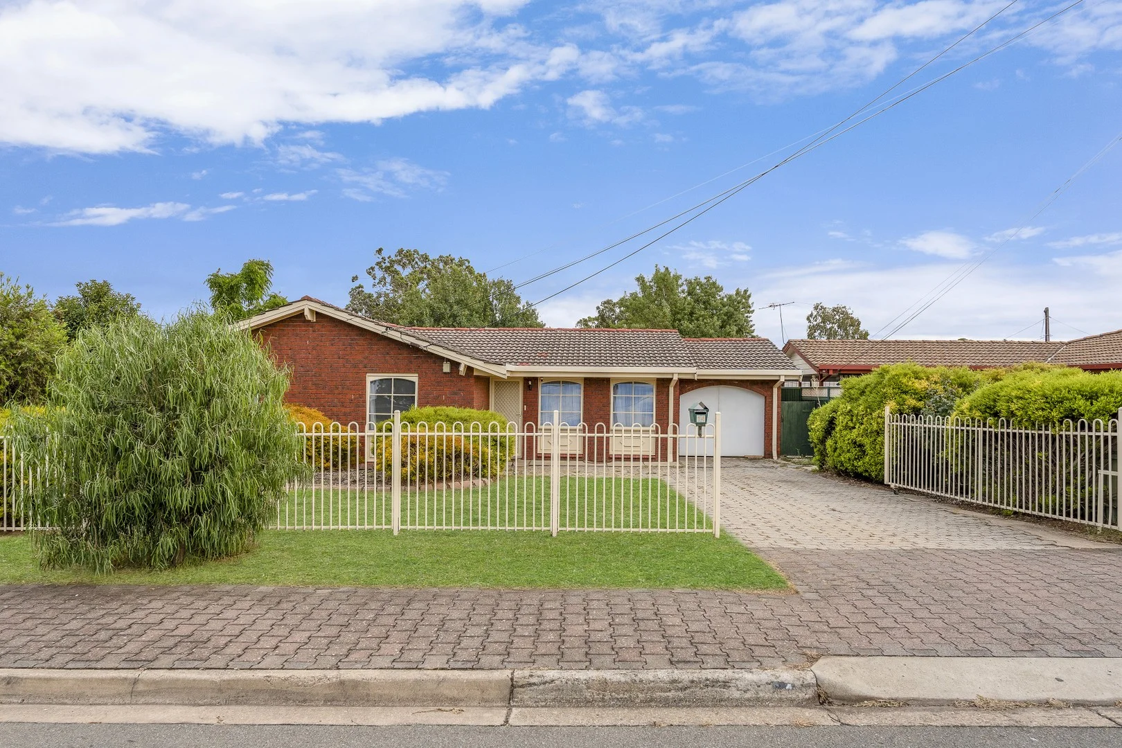 14 Leane Avenue, Ridgehaven SA 5097