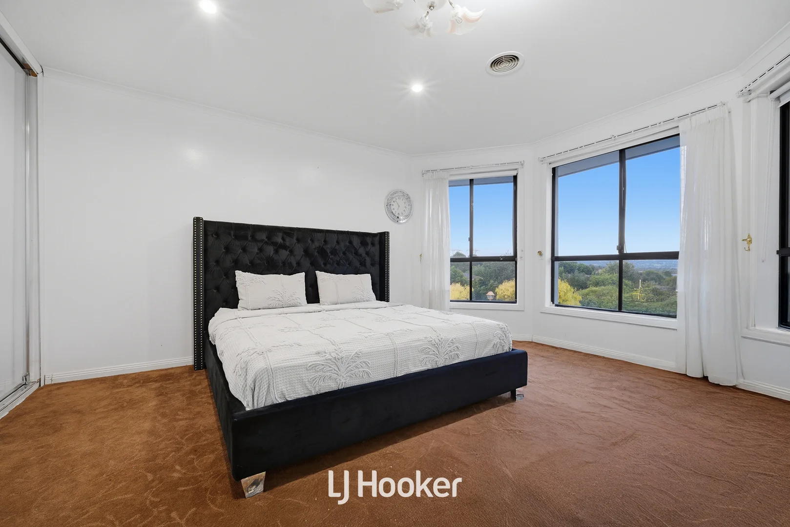 Additional image 18 of 86-88 Saint Helens Crescent, Narre Warren North VIC 3804