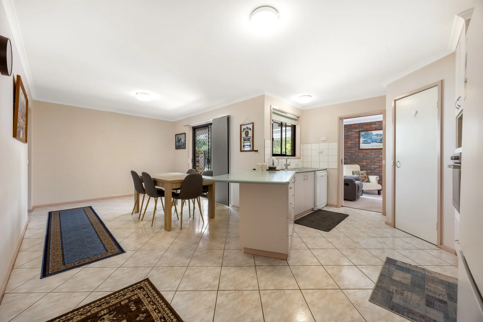 10 Blackie Avenue, Ararat VIC 3377 photo 2