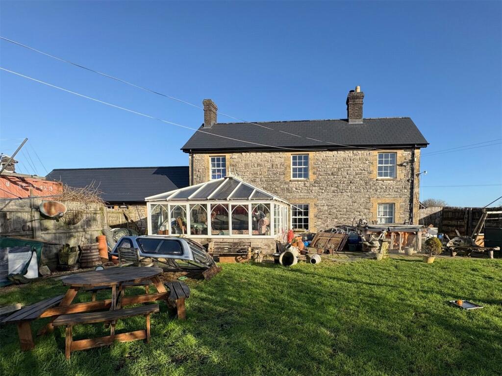 Detached House With Annexe - Evercreech Junction