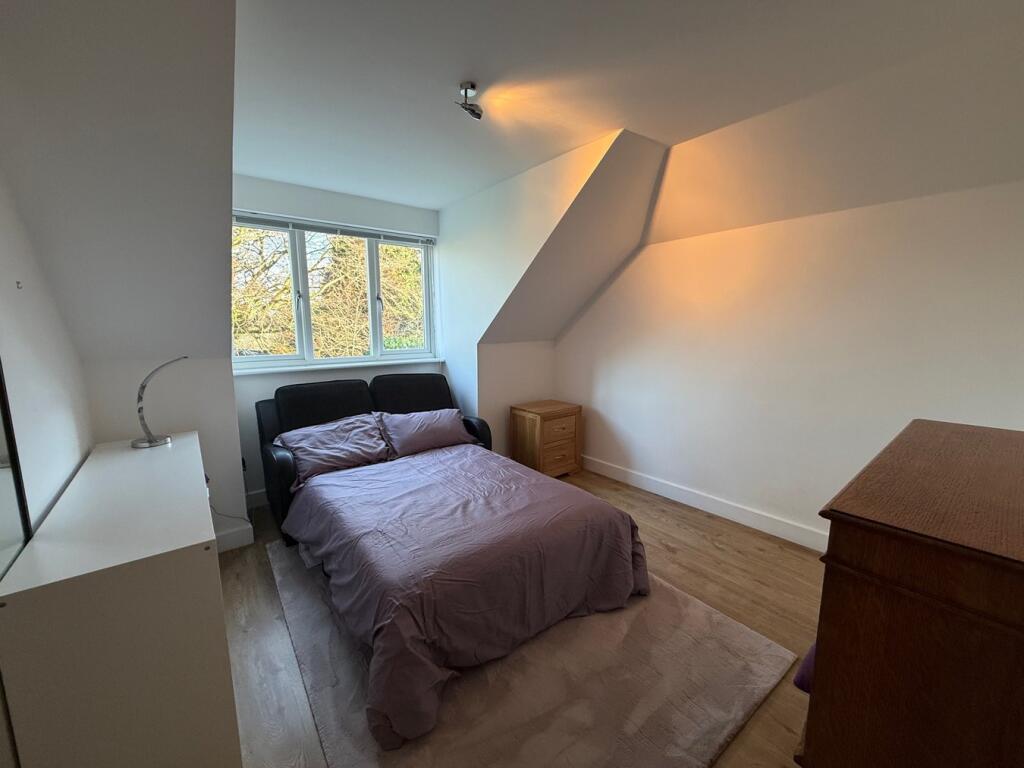 Additional image 26 of Gilstead Lane, Bingley, BD16