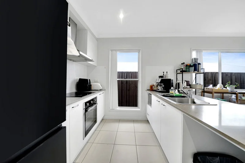Additional image 3 of 20 Hoist Court, Augustine Heights QLD 4300