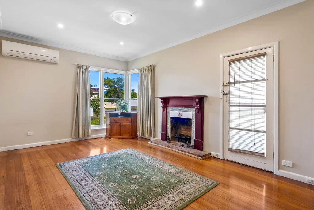 Additional image 2 of 318 Grimshaw Street, Watsonia North VIC 3087