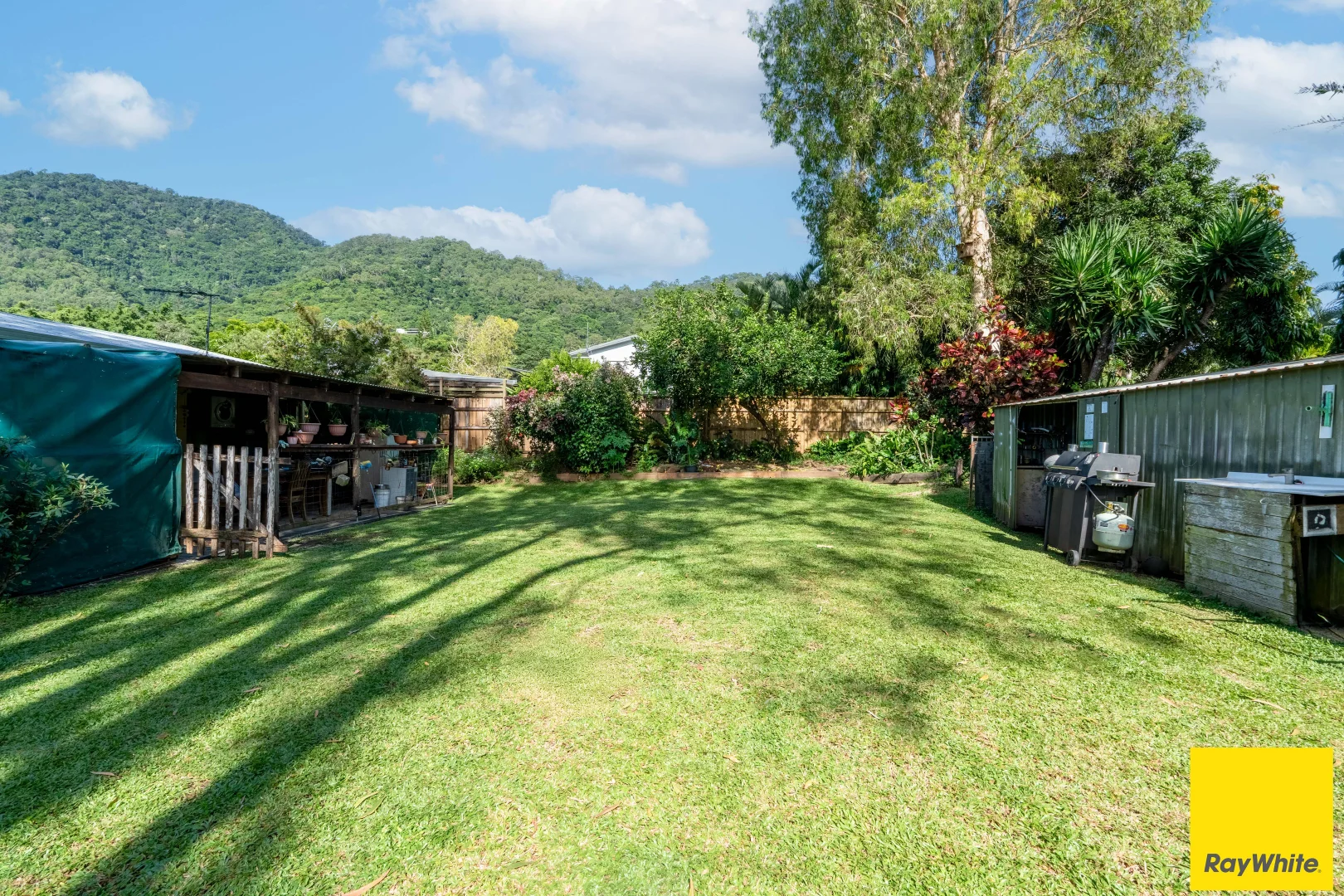 Additional image 16 of 3 Fitzallan Close, Kanimbla QLD 4870