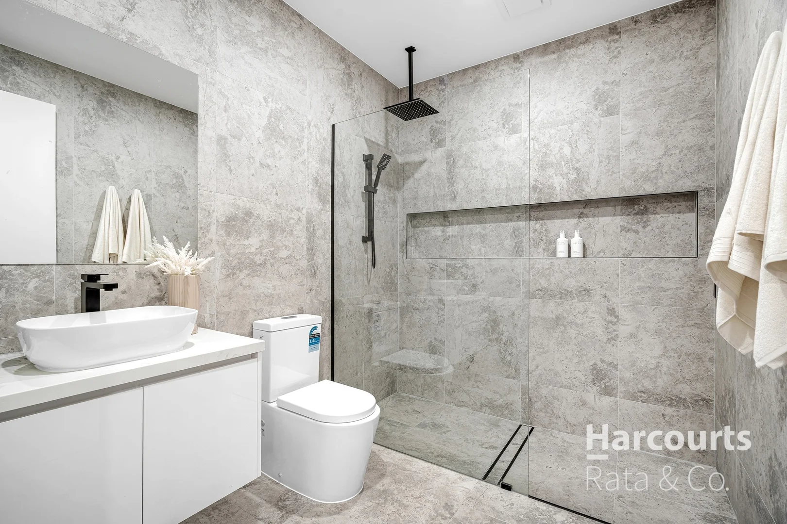 Additional image 12 of 5A Stephen Court, Thomastown VIC 3074