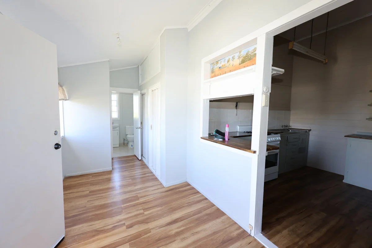 Additional image 16 of 402 Campbell Street, Depot Hill QLD 4700
