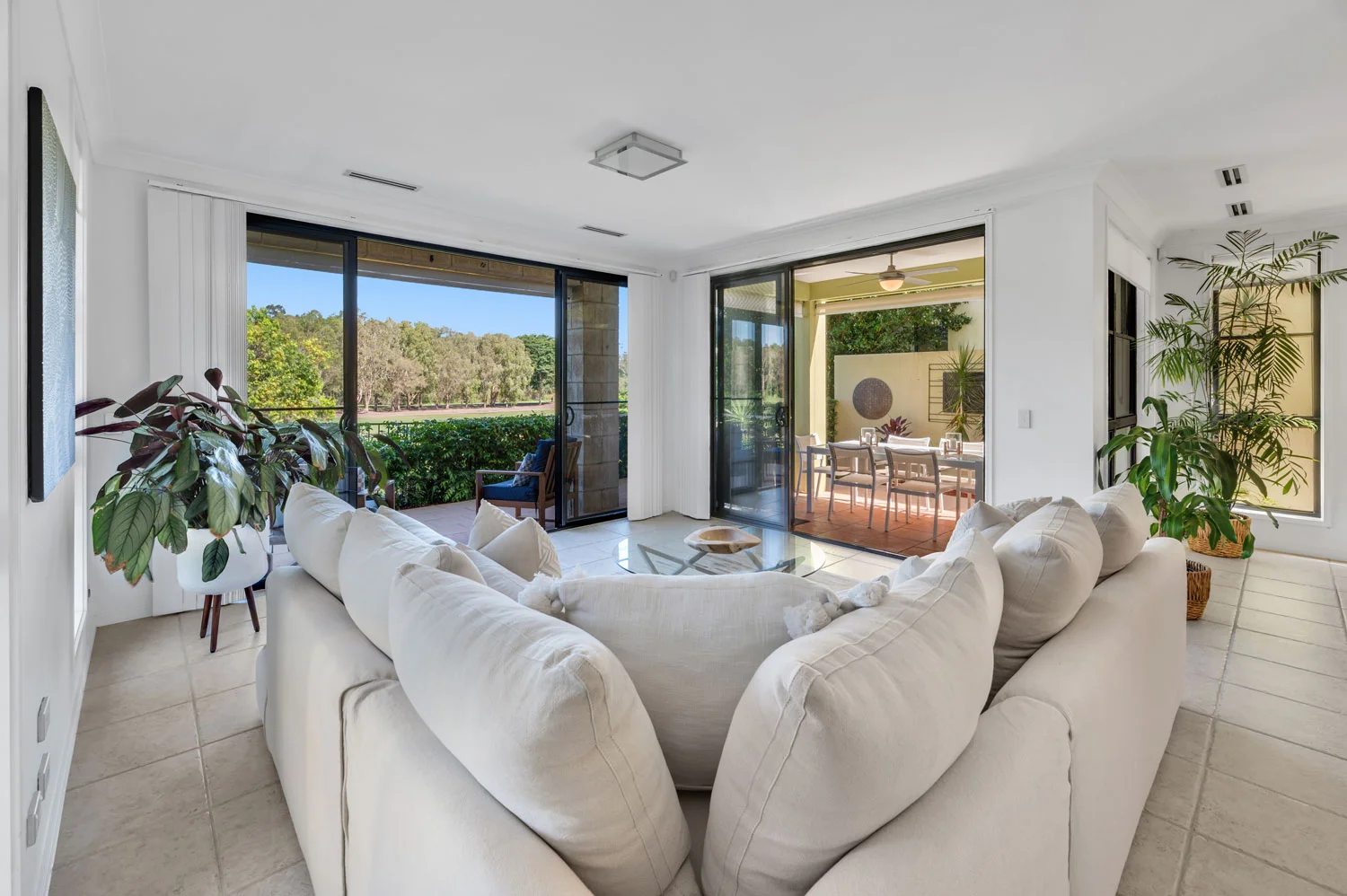 2033/1 The Vistas Drive, Carrara QLD 4211