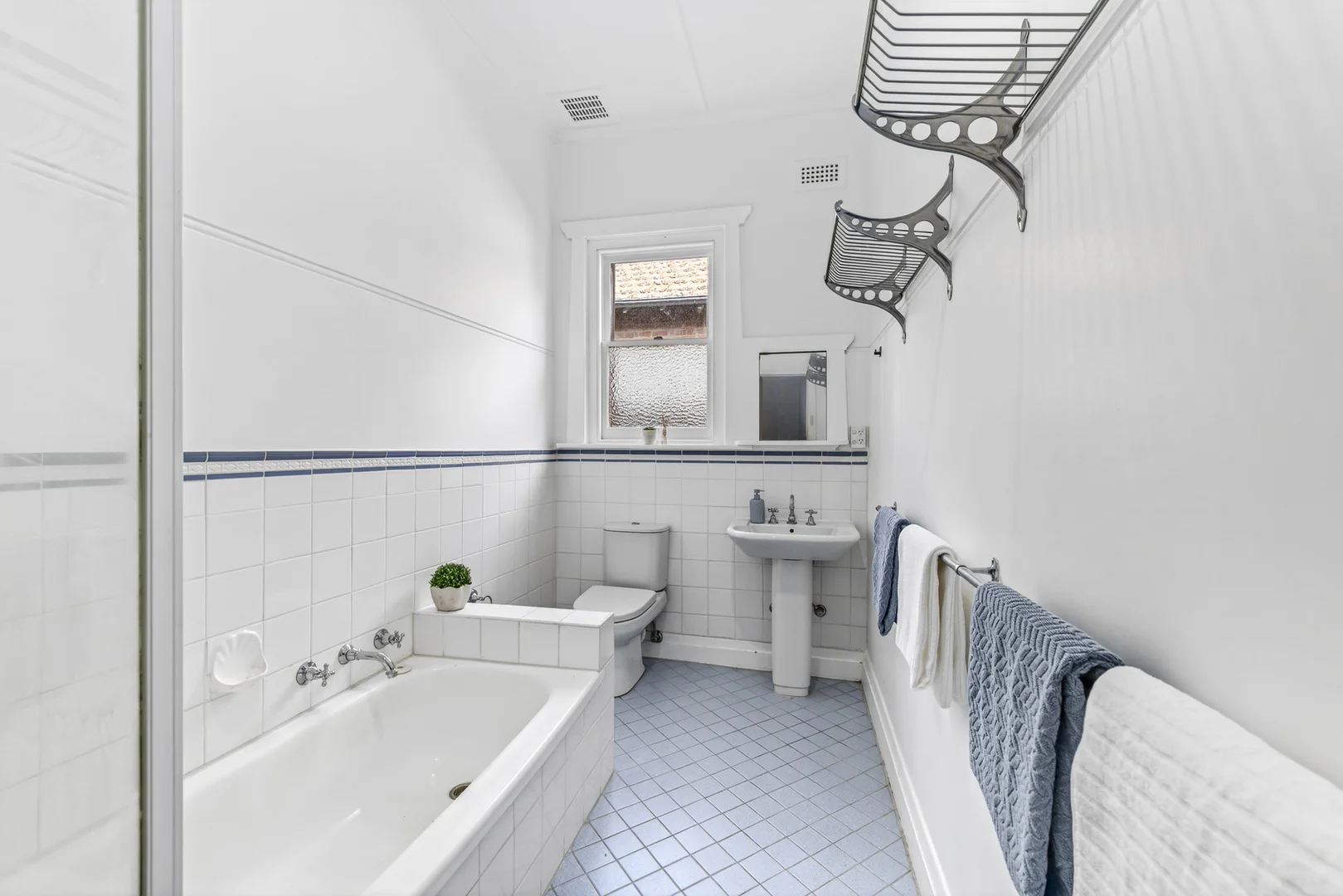 Additional image 11 of 35 Kambrook Road, Caulfield North VIC 3161