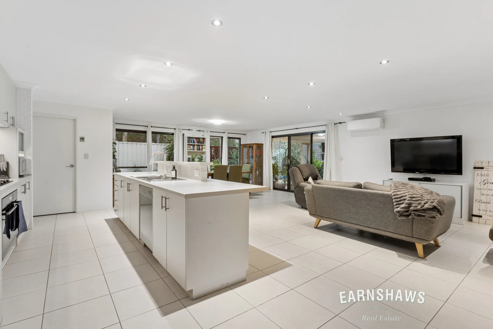 Additional image 3 of 35 Myerson Crescent, Maida Vale WA 6057