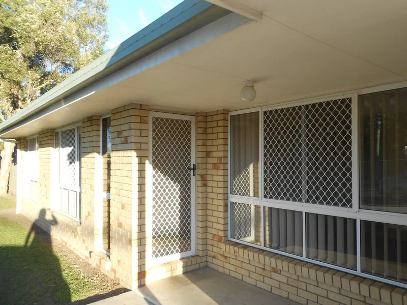 2/27 Manley Street, Caboolture QLD 4510
