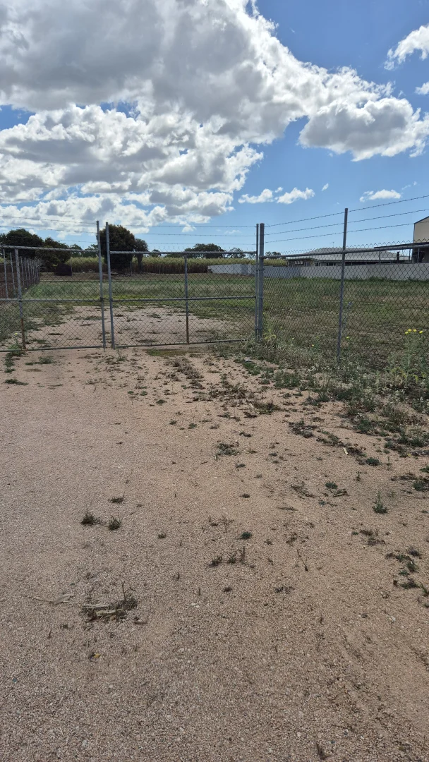 Ayr QLD 4807 photo 2