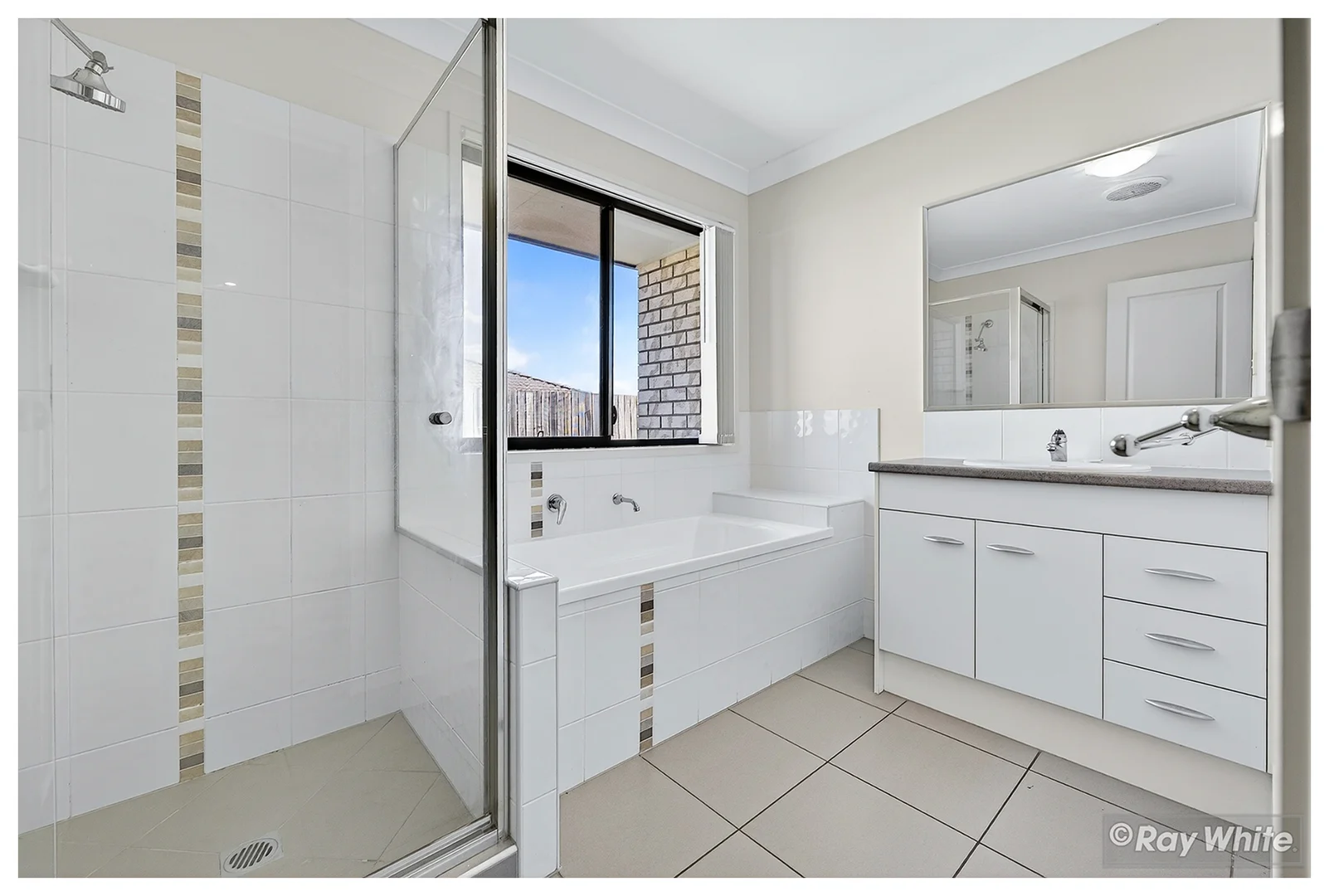 Additional image 21 of 16 Kildare Crescent, Parkhurst QLD 4702