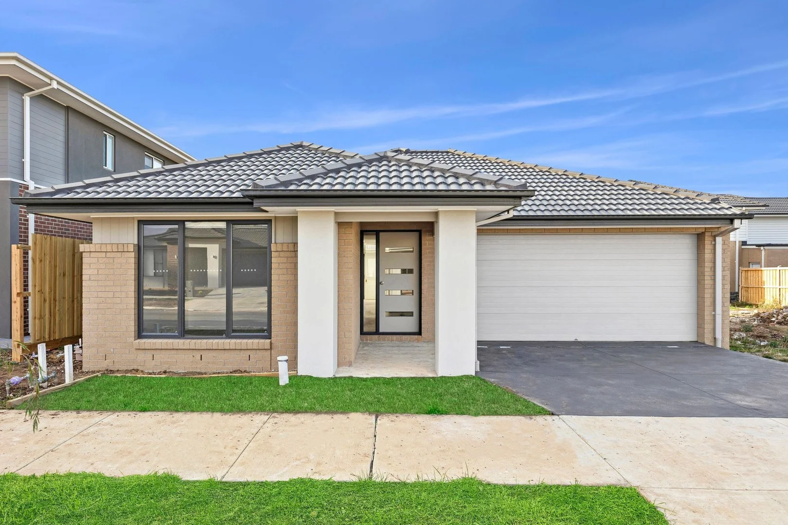 16 Paley Circuit, Mount Duneed VIC 3217
