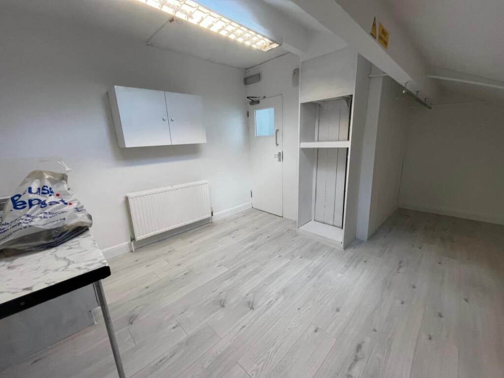 Additional image 5 of 203 Bingley Road BD18 4DH Room 6