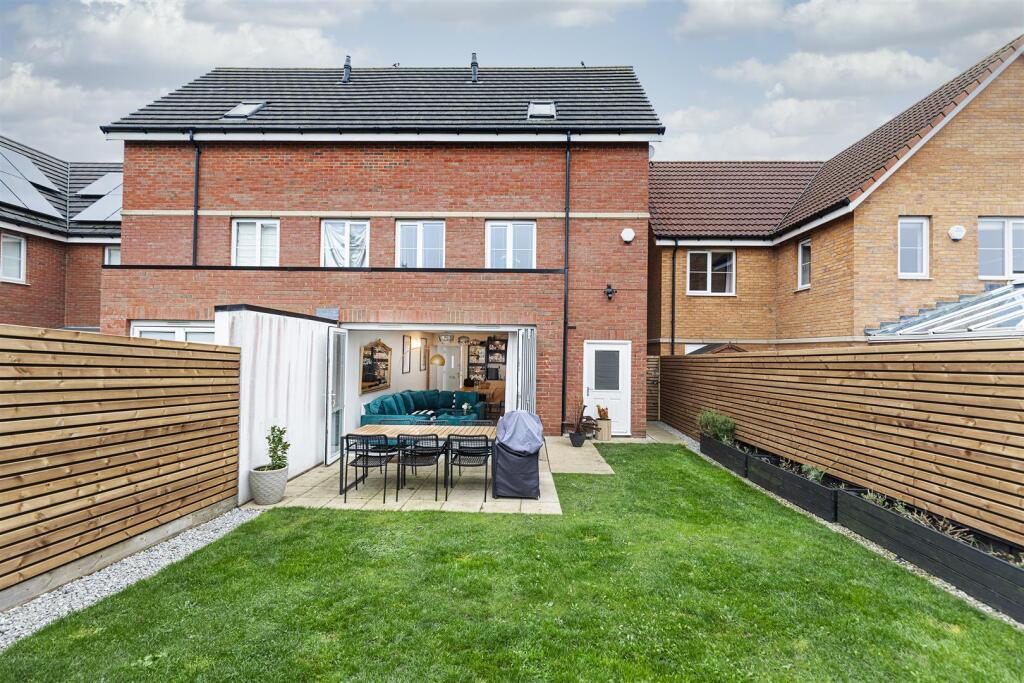 Weavers Way, Scholes, Cleckheaton