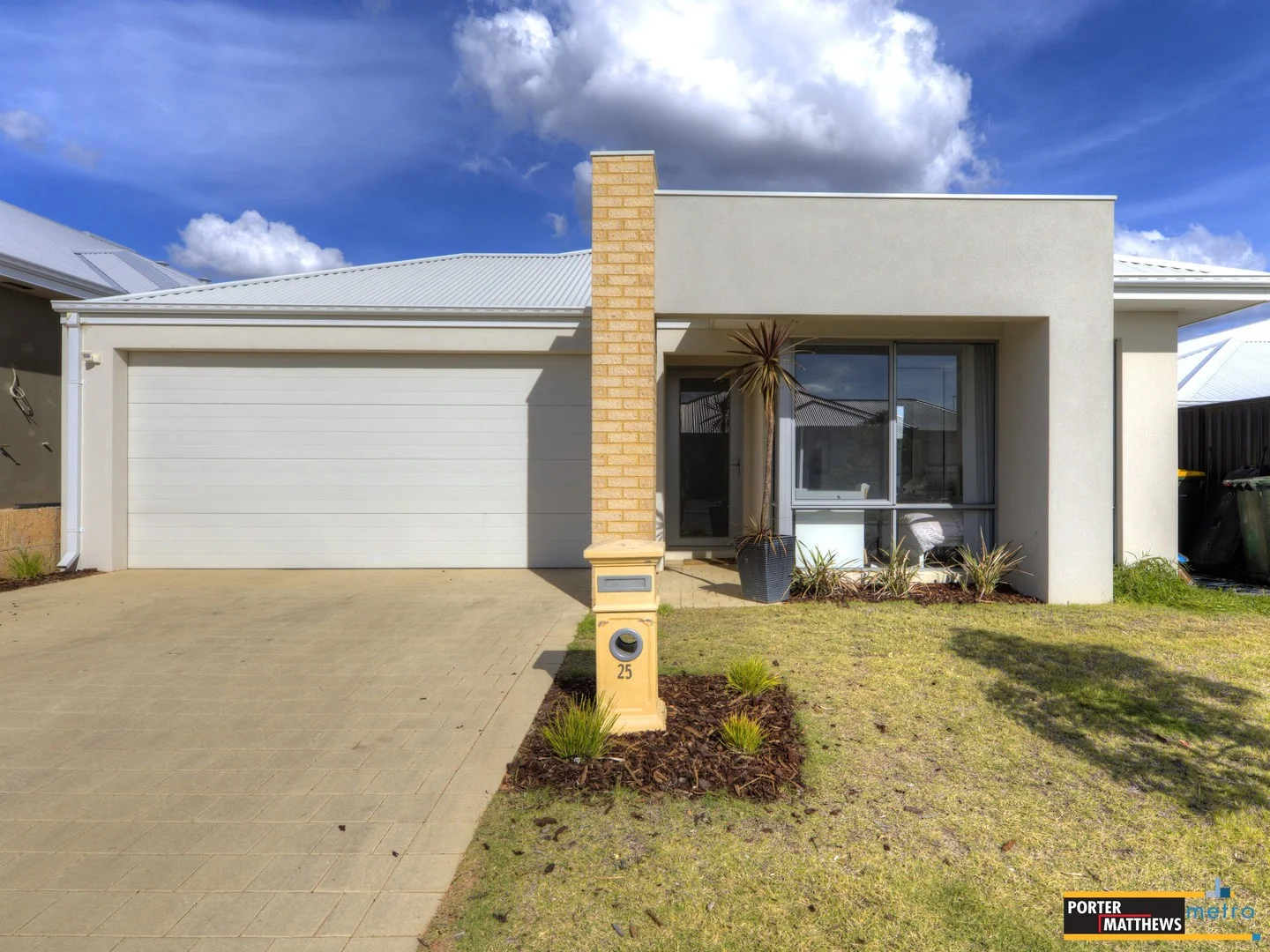 25 Danbulla Avenue, Bushmead WA 6055