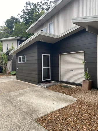 1/16 Boondoon Crescent, Ocean Shores NSW 2483