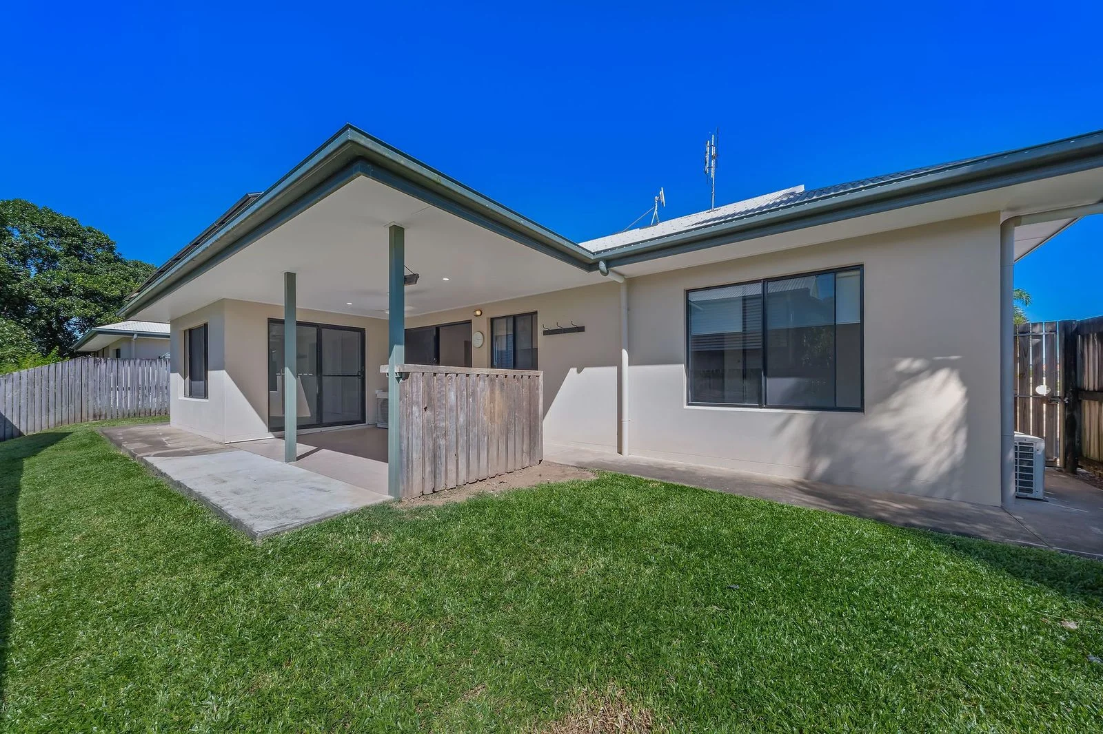 1/11 Telford Street, Proserpine QLD 4800