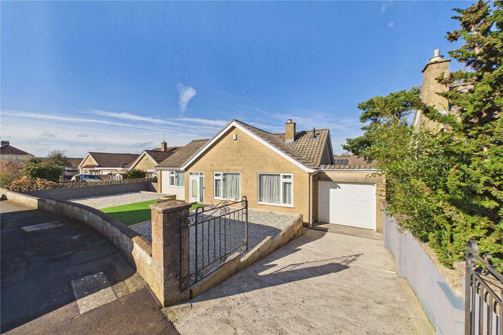 Hayes Road, Midsomer Norton, Radstock, Somerset, BA3