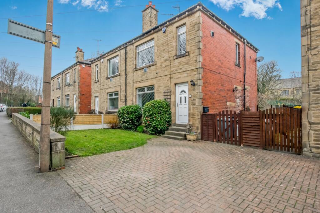 Whitechapel Road, Cleckheaton, West Yorkshire, BD19