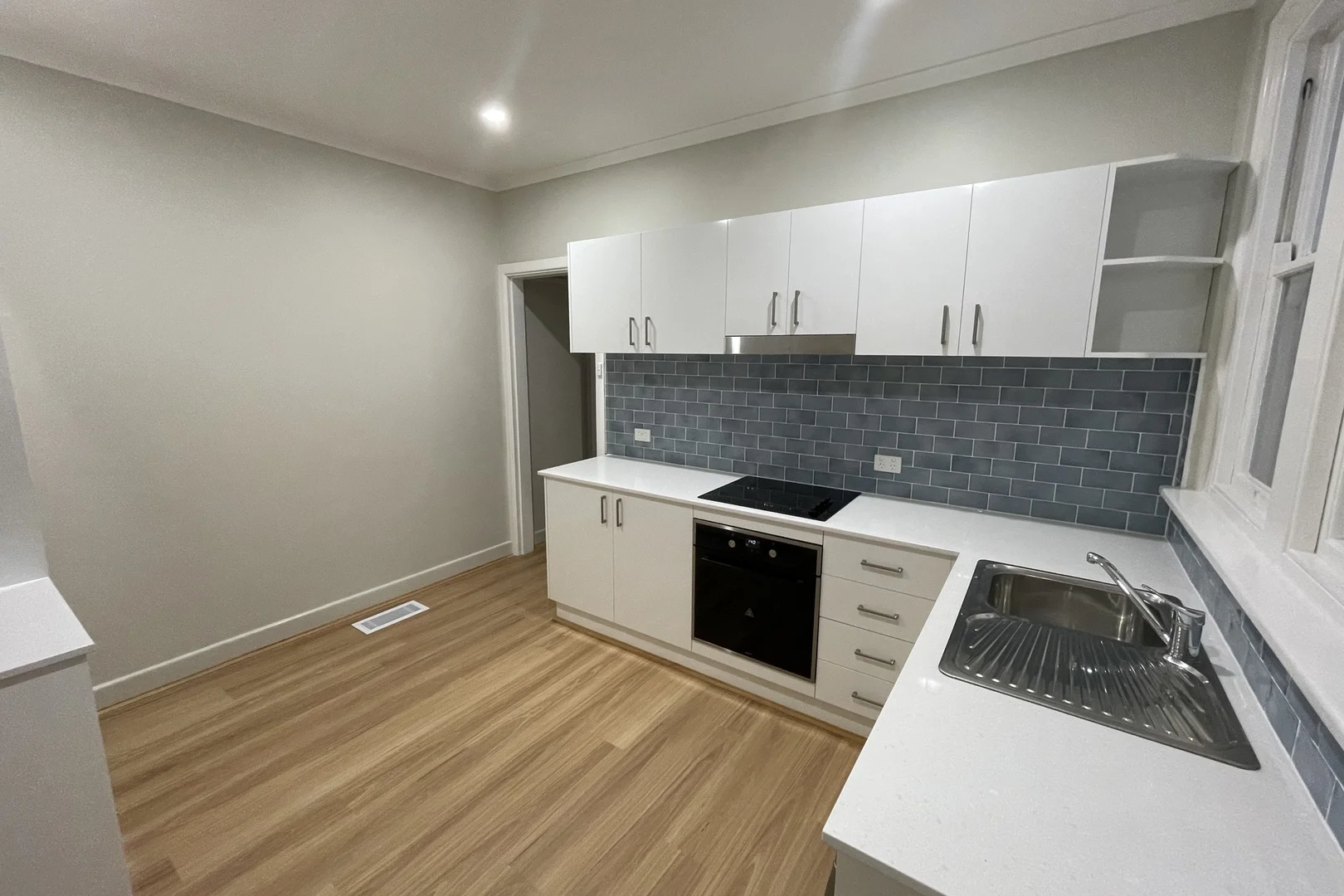 Additional image 2 of 2/20 Tooke Street, Bar Beach NSW 2300